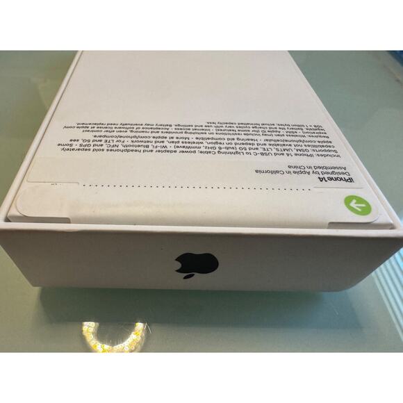 Apple iPhone 14 128GB Midnight Black (Metro By T-Mobile) NEW SEALED - Picture 4 of 4